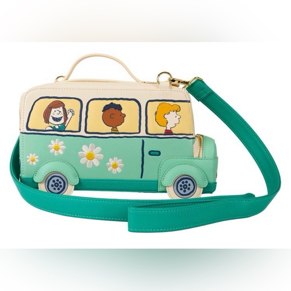NWT Loundgefly Peanuts Road Trip Crossbody Bag. - Picture 2 of 8